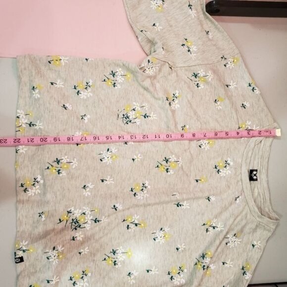 Circle X All Over‎ Floral Sweatshirt - Picture 11 of 11